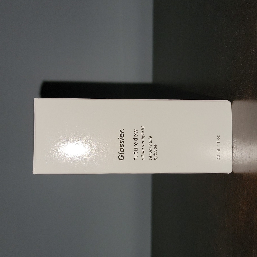 Glossier Future Dew